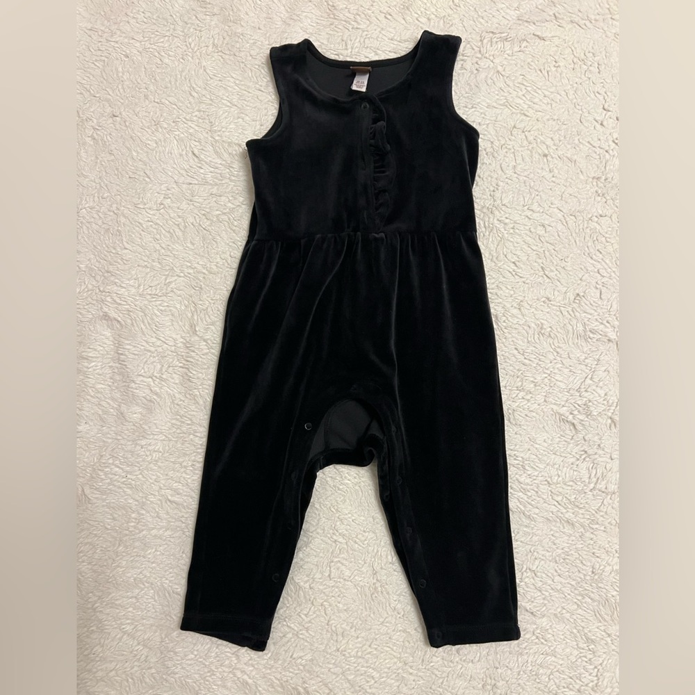 Tea collection black velour romper with snaps size 18-24 mo.
